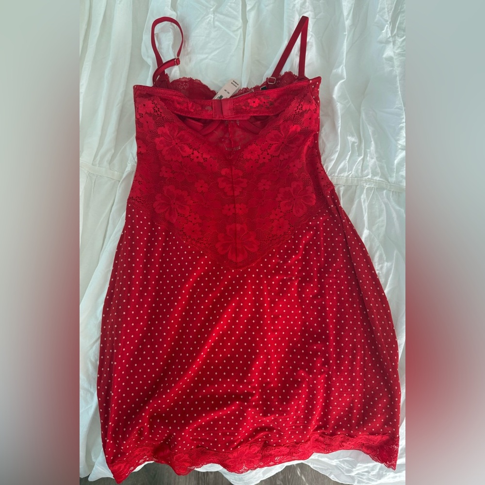 NEW W TAGS - Victorias Secret Lipstick Red Polka dot Modal and lace mini slip XS